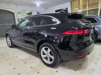 Usado Jaguar F-Pace Prestige 179 CV (131 kW) 2019 Negro SUV