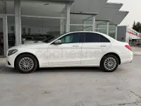 Usado Mercedes C200 136 CV (100 kW) 2016 Blanco Berlina