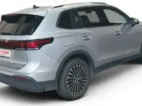 Usado VW Tiguan Life 150 CV (110 kW) 2024 Gris SUV