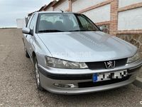 Usado Peugeot 406 90 CV (66 kW) 2000 Gris / plata Familiar