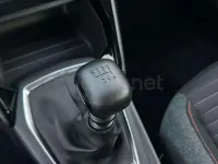 Usado Peugeot 2008 Active 100 CV (73 kW) 2020 Blanco SUV