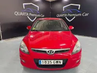 Usado Hyundai i30 Style 128 CV (94 kW) 2010 Rojo Berlina
