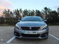Usado Peugeot 308 Style 130 CV (95 kW) 2019 Gris / plata Berlina