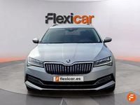 Usado Skoda Superb Style 218 HP (160 kW) 2021 Cinzento Carrinha