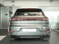 Usado Porsche Cayenne S 474 CV (348 kW) 2024 Gris / plata SUV