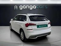 Usado Skoda Kamiq Ambition 110 CV (80 kW) 2021 Blanco SUV