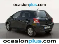 Usado Toyota Yaris 101 CV (74 kW) 2010 Negro Utilitario