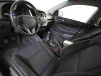 Usado Hyundai Tucson 132 HP (97 kW) 2015 Preto SUV