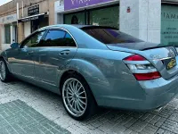 Usado Mercedes S500 388 CV (285 kW) 2008 Gris / plata Berlina