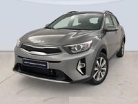Usado Kia Stonic 100 CV (73 kW) 2025 Gris SUV