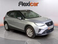 Usado Seat Arona Style 110 CV (80 kW) 2022 Gris SUV