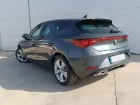 Nuevo Seat Leon FR 150 CV (110 kW) 2026 Gris / plata Berlina