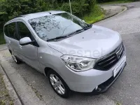 Usado Dacia Lodgy Lauréate 115 CV (84 kW) 2016 Gris / plata Monovolumen
