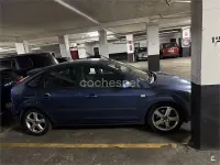 Usado Ford Focus Sport 115 CV (84 kW) 2006 Azul Berlina