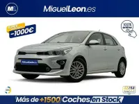 Usado Kia Rio 84 CV (61 kW) 2024 Gris / plata Berlina
