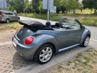 Usado VW New Beetle 105 CV (77 kW) 2005 Gris / plata Utilitario