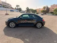 Usado VW Beetle Design 140 CV (102 kW) 2013 Negro Utilitario