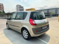 Usado Renault Scénic III Dynamique 105 CV (77 kW) 2009 Beige Monovolumen