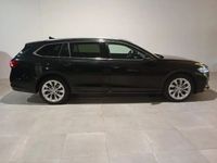 Usado Skoda Superb Selection 150 HP (110 kW) 2024 Preto Carrinha