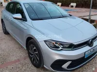 Usado VW Polo Life 95 CV (69 kW) 2024 Gris / plata Utilitario