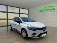Usado Renault Clio Business 75 CV (55 kW) 2019 Blanco Utilitario