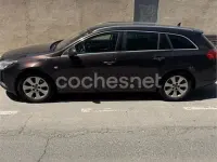 Usado Opel Insignia Excellence 130 CV (95 kW) 2013 Marrón Familiar