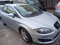 Usado Seat Leon Reference 105 CV (77 kW) 2012 Gris / plata Berlina