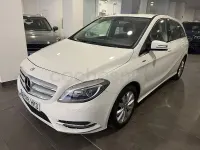 Usado Mercedes B180 109 CV (80 kW) 2012 Blanco Utilitario