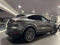 Usado Porsche Cayenne 462 CV (339 kW) 2022 Gris SUV