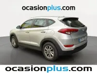 Usado Hyundai Tucson 115 CV (84 kW) 2015 Gris plata SUV
