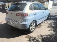 Usado Seat Ibiza 75 CV (55 kW) 2004 Azul Utilitario