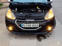 Begagnad Peugeot 208 Style 82 HK (60 kW) 2014 Svart Halvkombi
