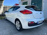Usado Kia ProCeed 135 CV (99 kW) 2014 Blanco Utilitario