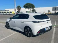 Usado Peugeot 308 Allure 130 CV (95 kW) 2023 Blanco Berlina