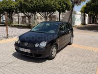 Usado VW Polo Advance 100 CV (73 kW) 2005 Negro Utilitario
