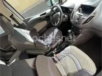 Usado Ford Tourneo Courier Ambiente 75 CV (55 kW) 2016 Blanco Monovolumen