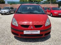 Usado Mitsubishi Colt Inform 95 CV (69 kW) 2005 Rojo Monovolumen