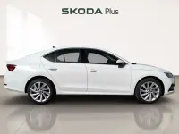 Nuevo Skoda Octavia Selection 116 CV (85 kW) 2025 Blanco