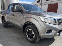 Usado Nissan Navara Acenta 190 CV (139 kW) 2021 Gris / plata Pickup/Camioneta
