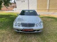 Usado Mercedes C220 Elegance 143 CV (105 kW) 2002 Gris / plata Berlina