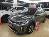 Usado Kia Stonic 100 CV (73 kW) 2024 Gris SUV