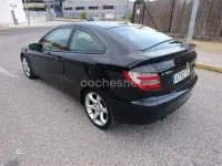 Usado Mercedes C180 Sport Edition 143 CV (105 kW) 2006 Negro Berlina