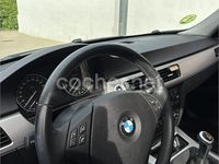 Usado BMW 318 129 CV (94 kW) 2008 Gris / plata Berlina