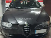Usado Alfa Romeo 147 Distinctive 105 CV (77 kW) 2004 Negro Utilitario