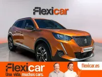Usado Peugeot 2008 Allure 101 CV (74 kW) 2023 Naranja SUV