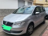 Usado VW Touran Highline 140 CV (102 kW) 2010 Gris / plata Monovolumen