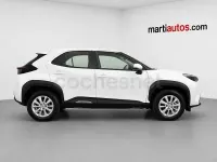 Usado Toyota Yaris Cross Business Edition 116 CV (85 kW) 2022 Blanco SUV