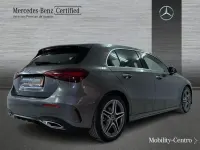 Usado Mercedes A180 AMG line 116 CV (85 kW) 2024 Gris montaña Utilitario