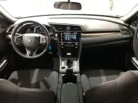 Usado Honda Civic Elegance 129 CV (94 kW) 2020 Blanco Utilitario