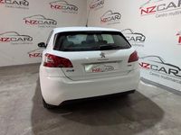 Usado Peugeot 308 Access 100 CV (73 kW) 2016 Blanco Berlina